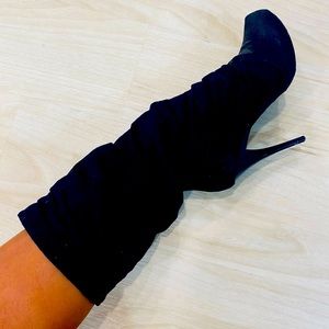 Black stiletto slouchy boots size 6.5/7